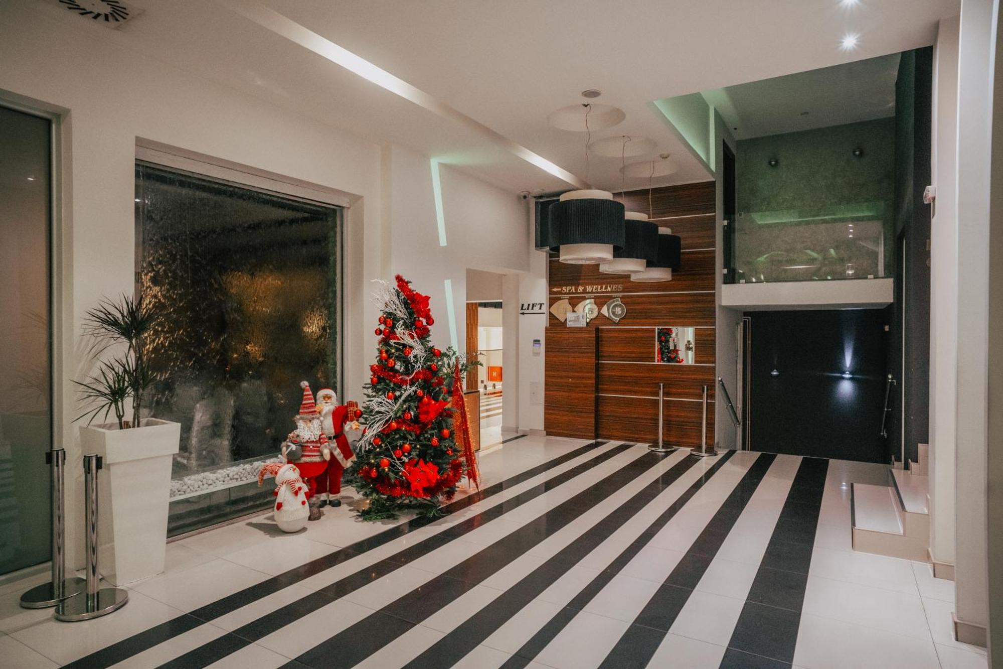 Hotel Bavka 莱斯科瓦茨 外观 照片